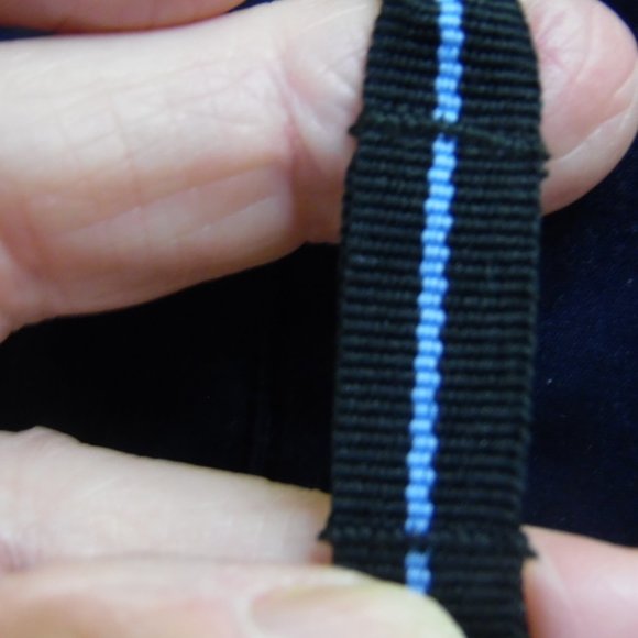 Womans Reversible Jacket (50A) preowned no worn or torn areas clean smoke free - Picture 6 of 9